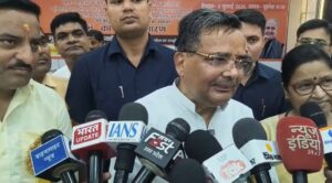 ‘कार सेवकों पर गोली चलाने वाले आज बन रहे सनातन के फूफा’