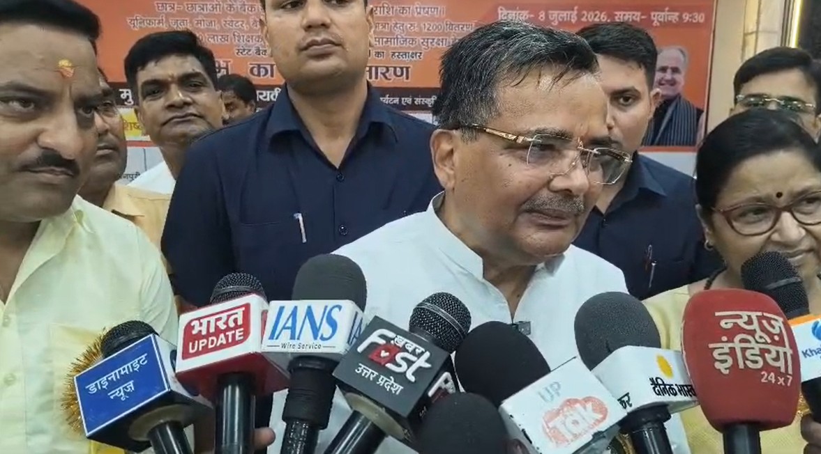 ‘कार सेवकों पर गोली चलाने वाले आज बन रहे सनातन के फूफा’