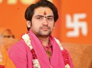 क्या बागेश्वर धाम के पीठाधीश्वर पंड़ित धीरेंद्र शास्त्री की जान को कोई बड़ा खतरा है?