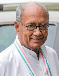 कांग्रेस के कद्दावर नेता दिग्विजय सिंह क्या राजनीति छोड़ने वाले हैं?