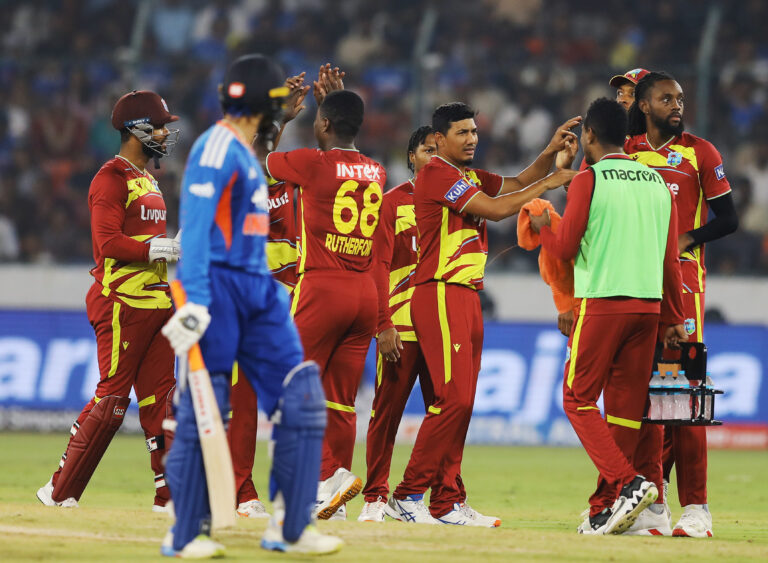 India Vs WI T-20: हैदराबाद टी-20 में 24 रन से हारा भारत, वेस्टइंडीज ने की सीरीज में वापसी, दो-दो से बराबर हुई श्रंखला
