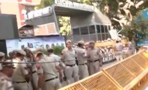 India Block Protest March:  CEC ज्ञानेश कुमार के खिलाफ विपक्ष का प्रोटेस्ट मार्च, राहुल-प्रियंका के तीखे तेवर
